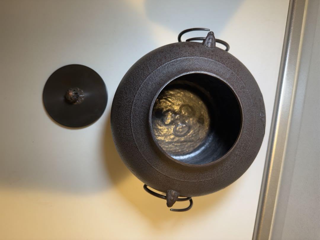 菊地政光「真形釜」共箱 高さ 約19cm 鉄瓶 茶釜 茶道具 釜師 山水地紋 Amazon | 菊地政真形釜共箱 高さ 約19cm 鉄瓶 茶釜 茶道具 釜師